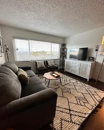 Private Family Condo In Quiet Neighborhood Free Parking Wi-Fi